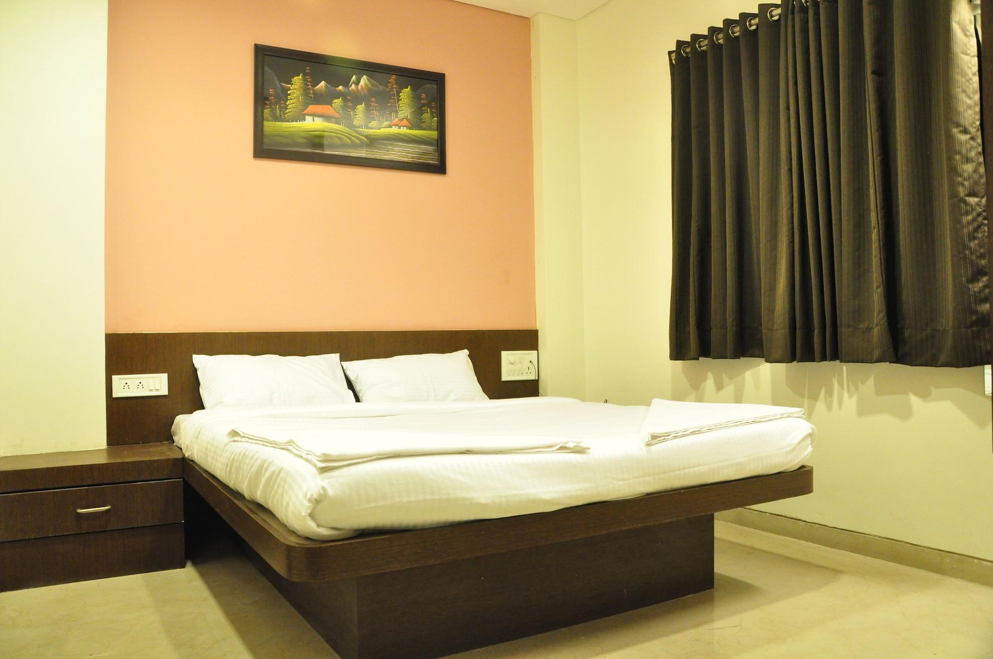 Hotel Avon International Aurangábád Kültér fotó